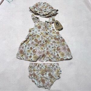 NEW NWT Rabbit Bear Baby Infant Girl Floral Boho Dress Bloomers Hat Size 3-6 M